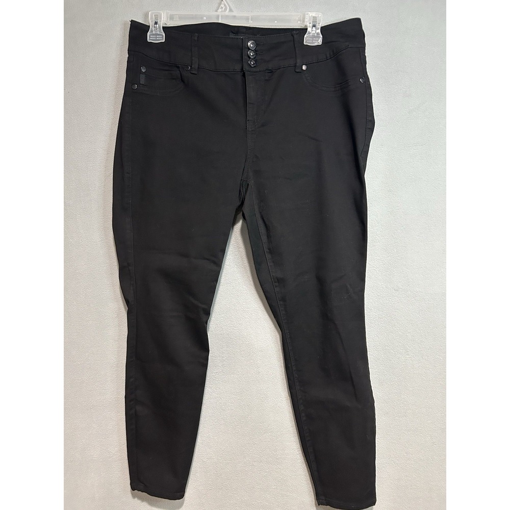 Torrid Jeans Womens 18R Black High Rise 3 Buttons waistband Stretch Denim